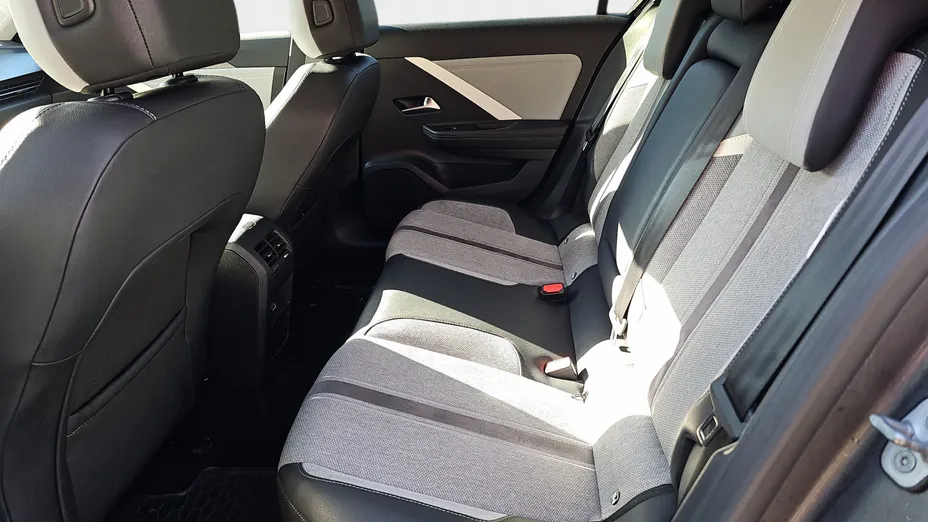 OPEL Astra Astra VI 1.2 T Elegance S&S aut