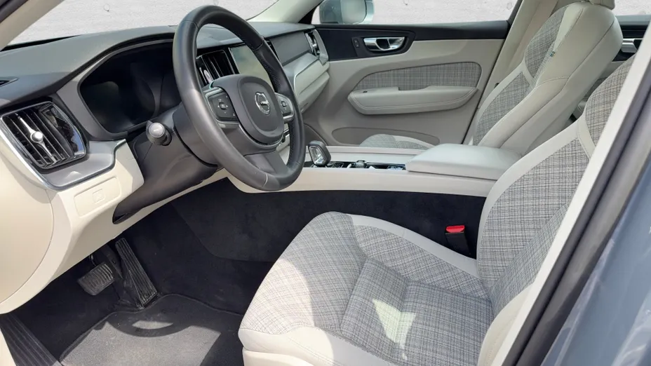 VOLVO XC60 XC60 B4 D AWD Core aut