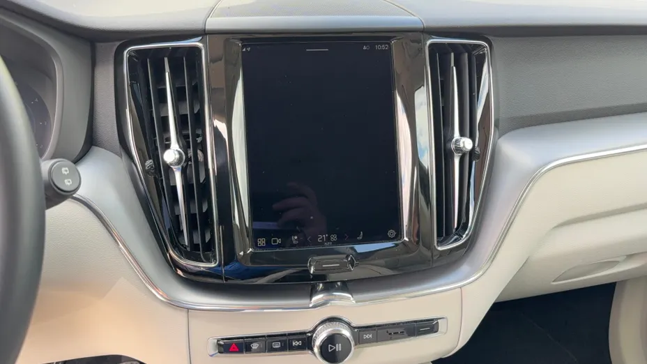 VOLVO XC60 XC60 B4 D AWD Core aut