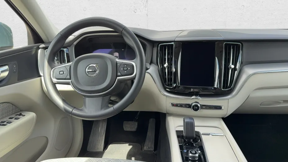 VOLVO XC60 XC60 B4 D AWD Core aut