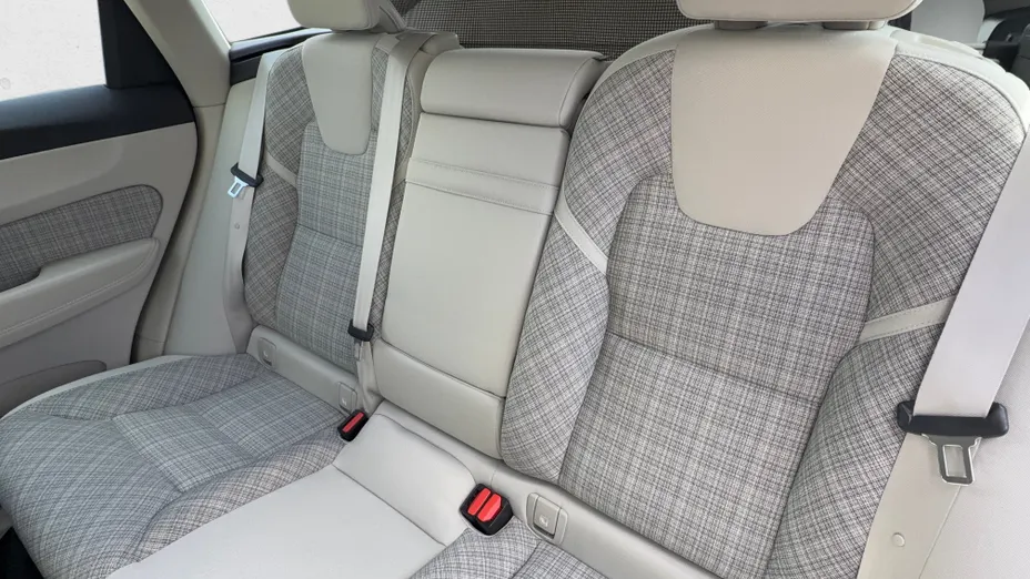 VOLVO XC60 XC60 B4 D AWD Core aut