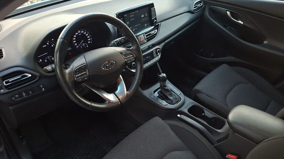 HYUNDAI i30 i30 1.0 T-GDI Smart DCT