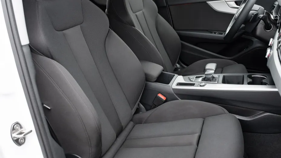 AUDI A4 A4 35 TFSI mHEV S tronic