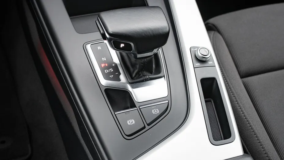 AUDI A4 A4 35 TFSI mHEV S tronic