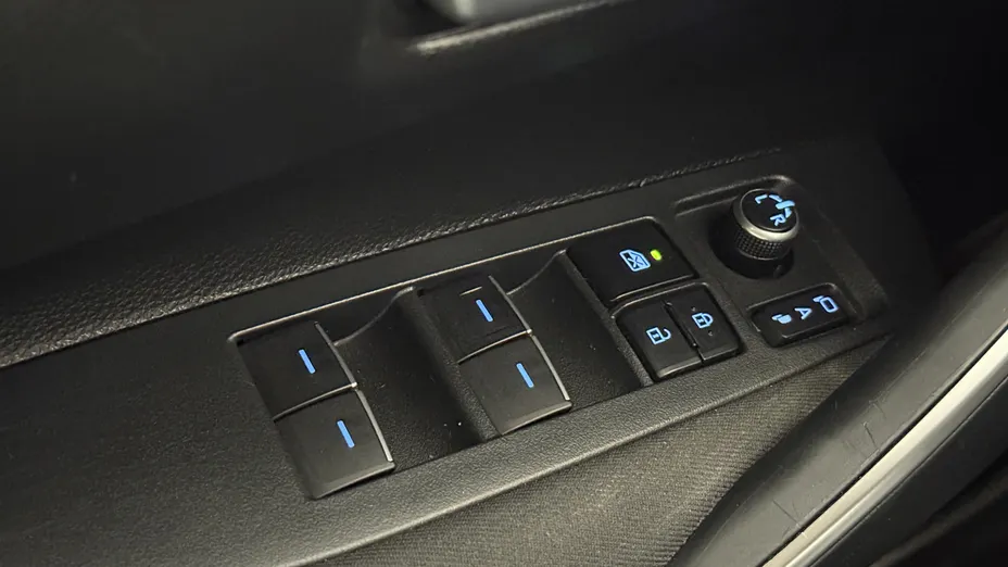 TOYOTA Corolla Corolla 1.5 Comfort MS