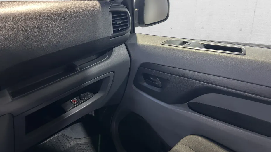 TOYOTA Proace Proace Kombi 2.0 D-4D Long 2,8t
