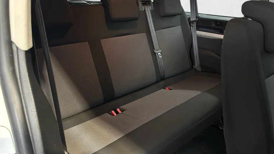 TOYOTA Proace Proace Kombi 2.0 D-4D Long 2,8t