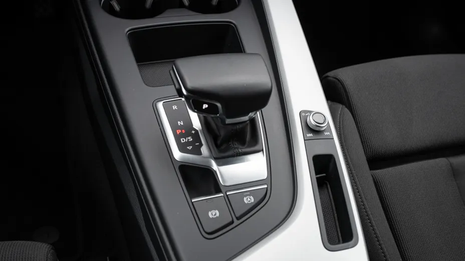 AUDI A4 A4 35 TFSI mHEV S tronic