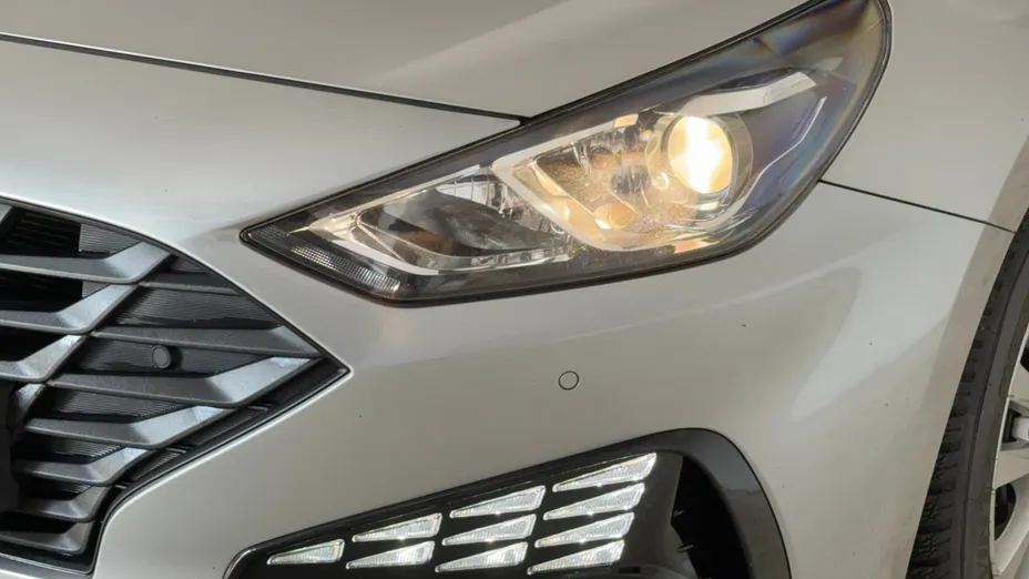 HYUNDAI i30 i30 1.5 DPI Classic +