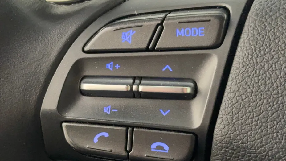 HYUNDAI i30 i30 1.5 DPI Classic +