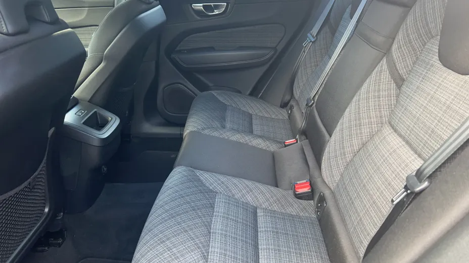 VOLVO XC60 XC60 B4 D AWD Core aut