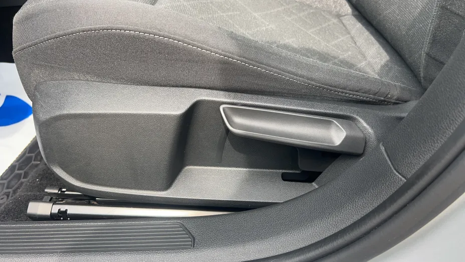 VOLKSWAGEN Golf Golf VIII 2.0 TDI Life