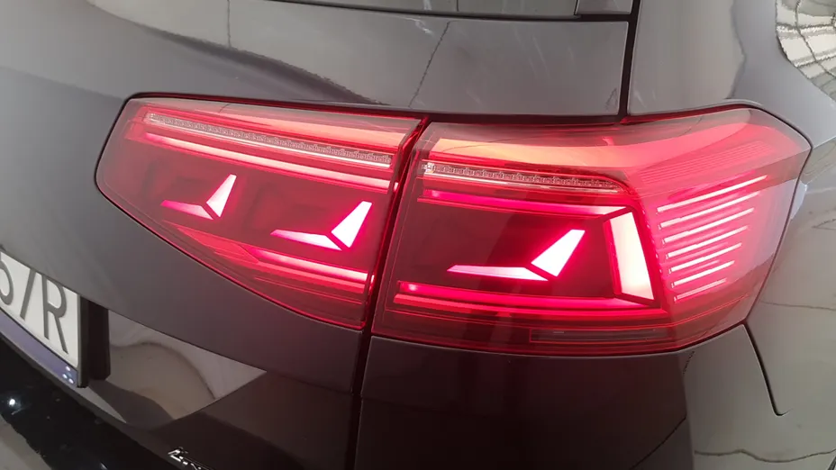 VOLKSWAGEN Passat Passat 2.0 TSI 4Mot. Elegance DSG