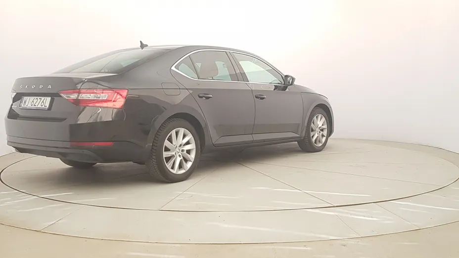 SKODA Superb Superb 2.0 TDI SCR Ambition DSG