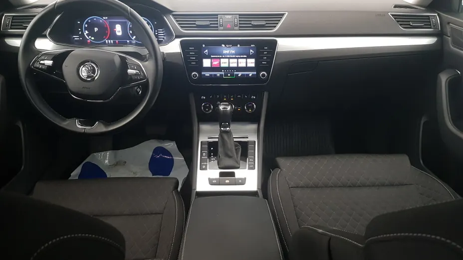 SKODA Superb Superb 2.0 TDI SCR Ambition DSG