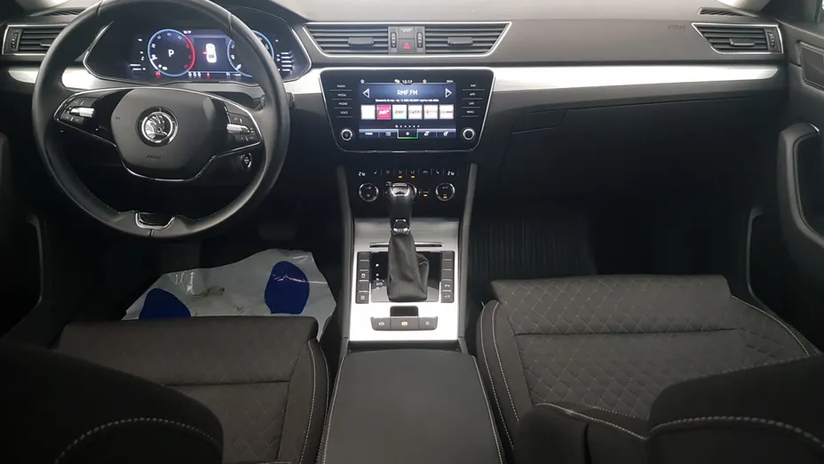 SKODA Superb Superb 2.0 TDI SCR Ambition DSG