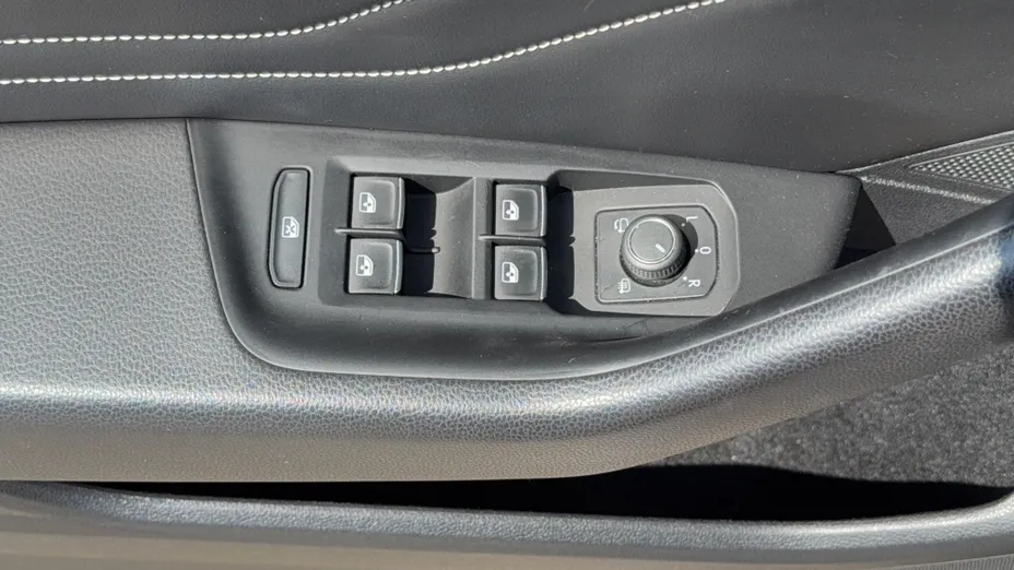 VOLKSWAGEN Passat Passat 2.0 TSI Elegance DSG