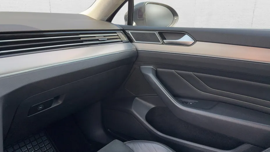 VOLKSWAGEN Passat Passat 2.0 TSI Elegance DSG