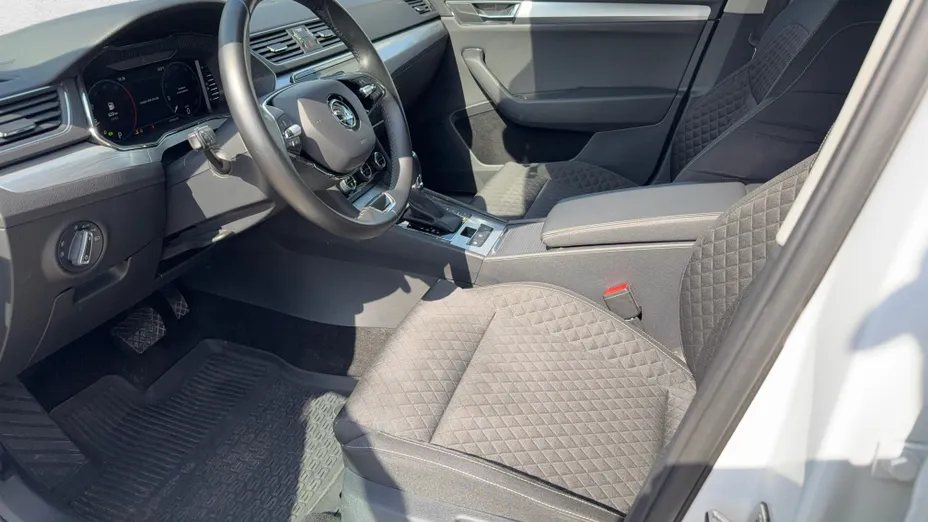 SKODA Superb Superb 2.0 TDI SCR Ambition DSG