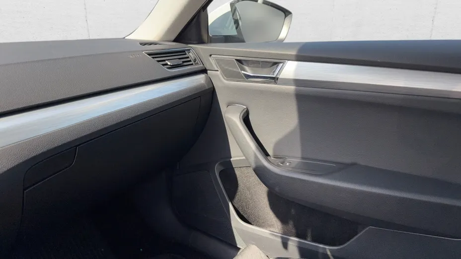 SKODA Superb Superb 2.0 TDI SCR Ambition DSG