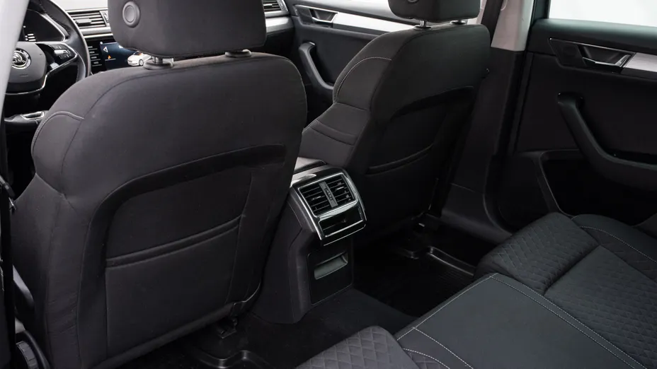 SKODA Superb Superb 2.0 TDI SCR Ambition DSG