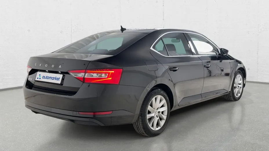 SKODA Superb Superb 2.0 TDI SCR Ambition DSG