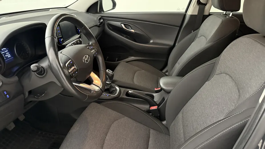 HYUNDAI i30 i30 1.5 T-GDI 48V Smart