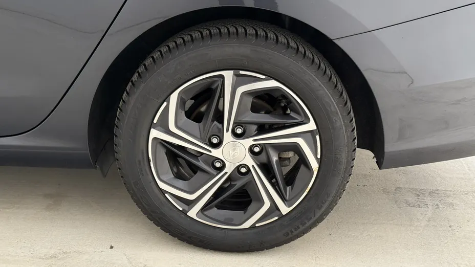 HYUNDAI i30 i30 1.5 T-GDI 48V Smart