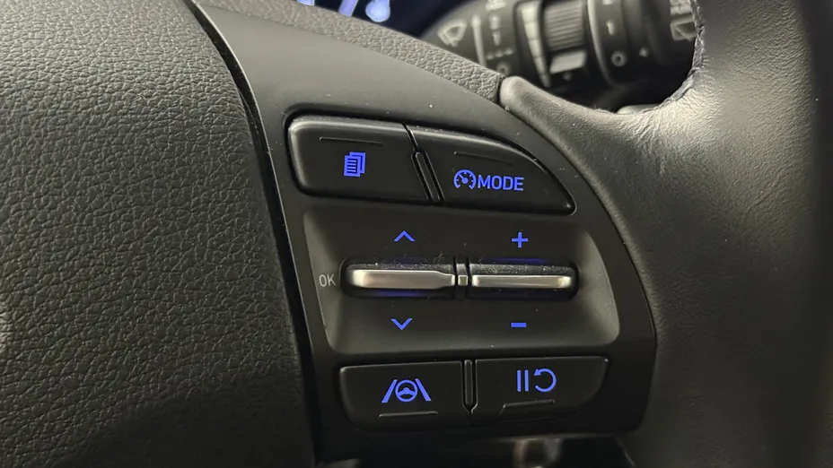 HYUNDAI i30 i30 1.5 T-GDI 48V Smart