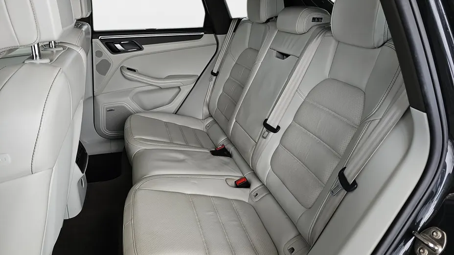 PORSCHE Macan Macan Turbo