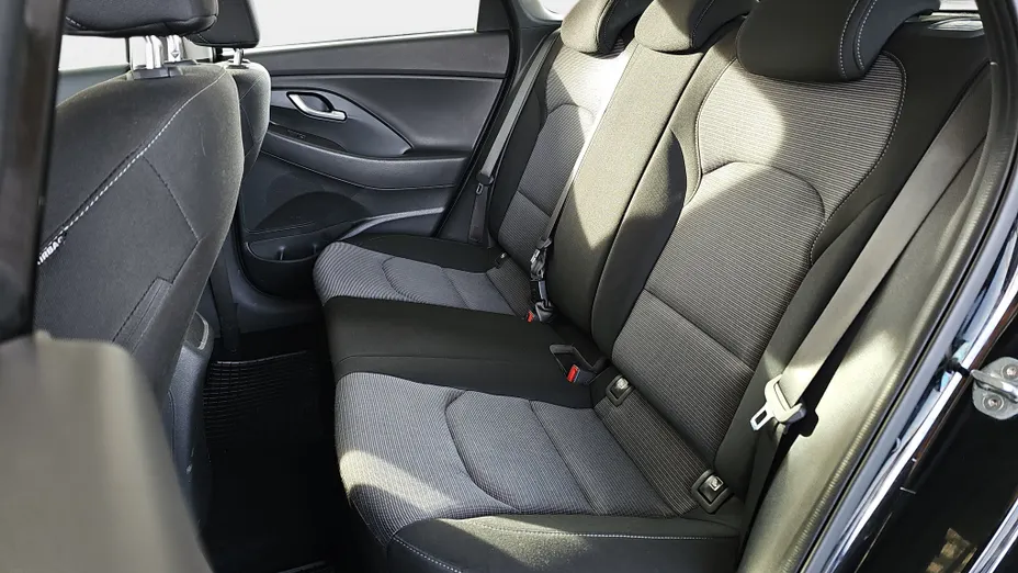 HYUNDAI i30 i30 1.0 T-GDI Modern