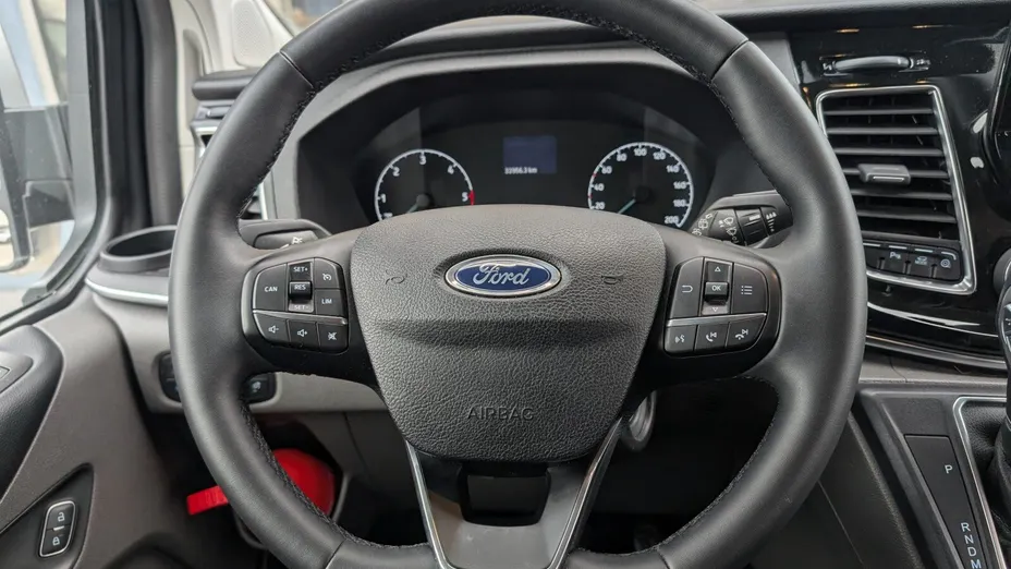 FORD Tourneo Custom Tourneo Custom 2.0 EcoBlue L1 Titanium SelectShift