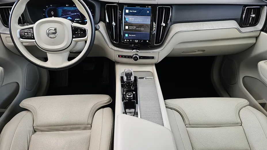 VOLVO XC60 XC60 B4 D AWD Ultimate Dark aut