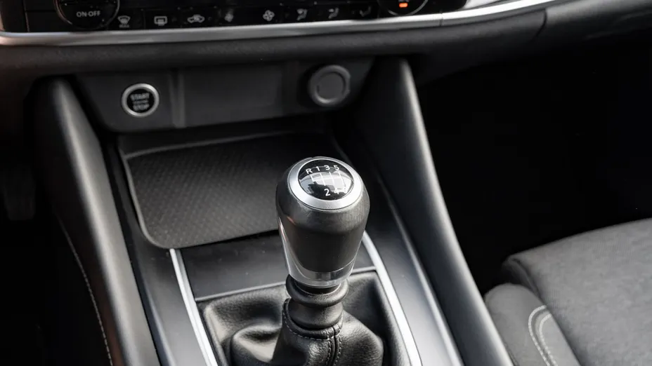 NISSAN Qashqai Qashqai 1.3 DIG-T mHEV N-Connecta