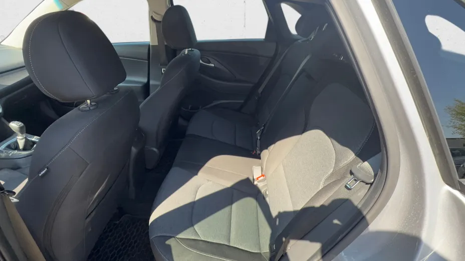 HYUNDAI i30 i30 1.5 DPI Smart