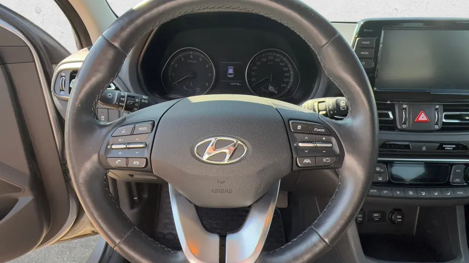 HYUNDAI i30 i30 1.5 DPI Smart