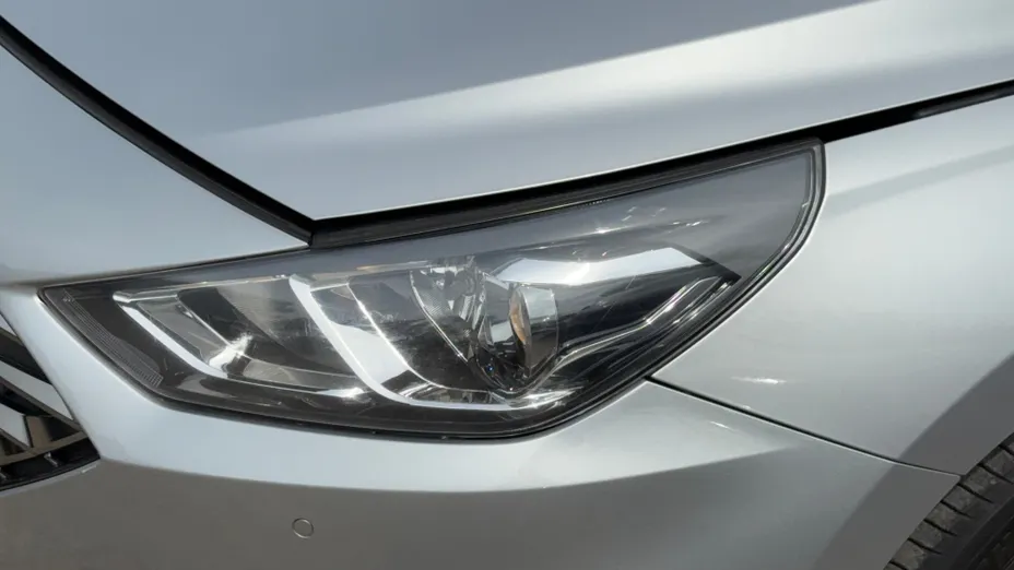 HYUNDAI i30 i30 1.5 DPI Smart