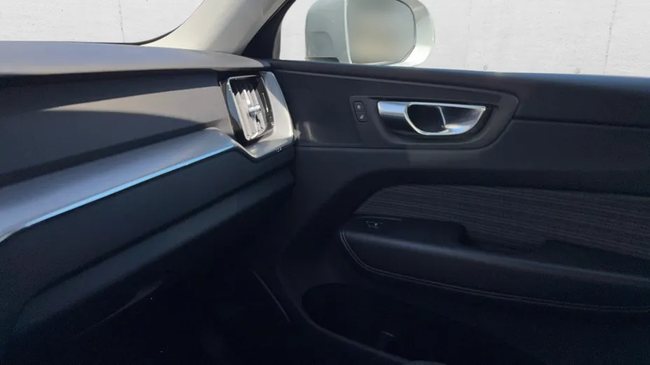 VOLVO XC60 XC60 B4 D AWD Core aut