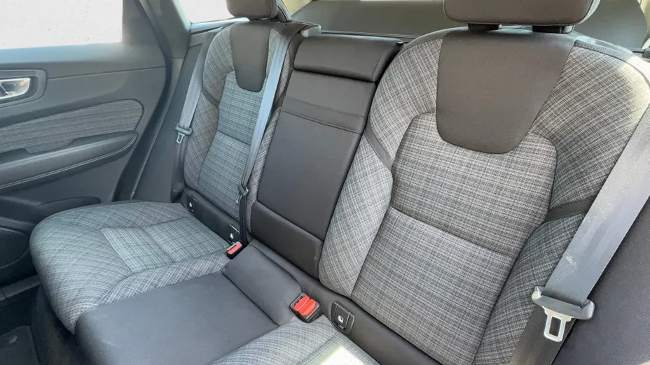 VOLVO XC60 XC60 B4 D AWD Core aut