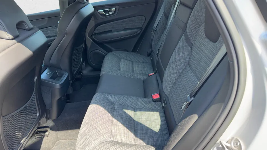 VOLVO XC60 XC60 B4 D AWD Core aut