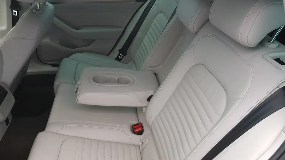 VOLKSWAGEN Passat Passat 2.0 TSI 4Mot. Elegance DSG