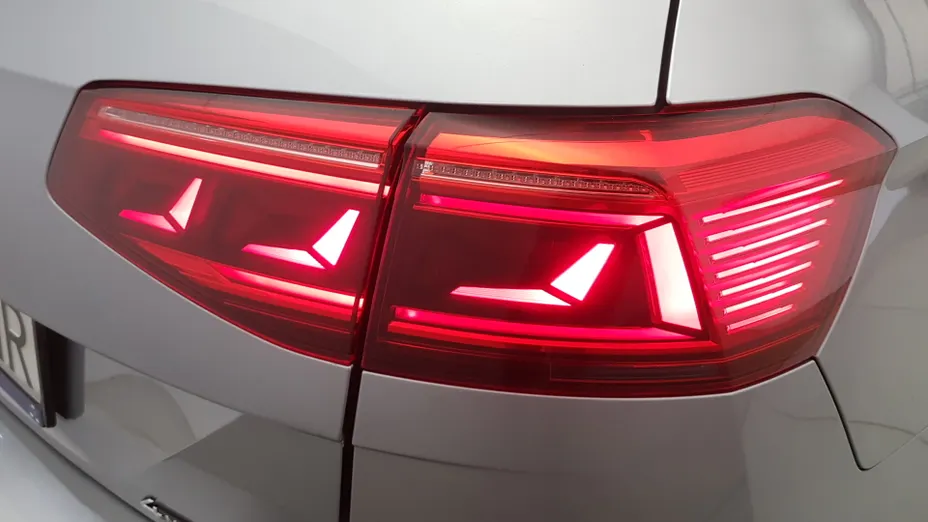 VOLKSWAGEN Passat Passat 2.0 TSI 4Mot. Elegance DSG
