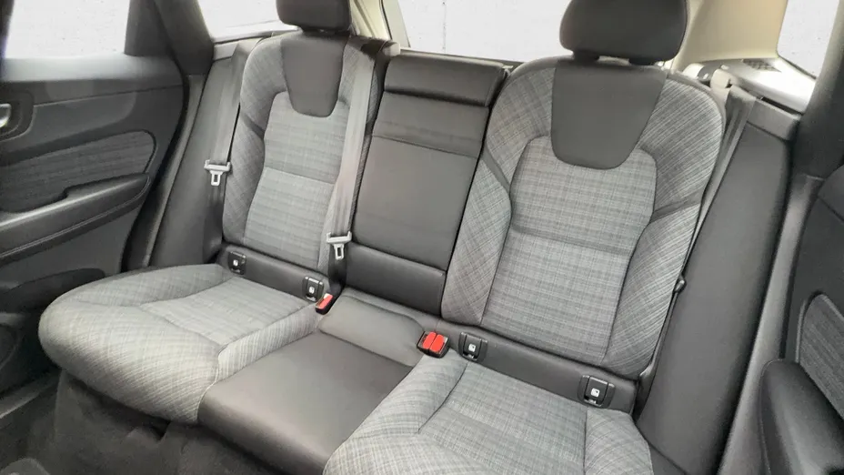 VOLVO XC60 XC60 B4 D AWD Core aut