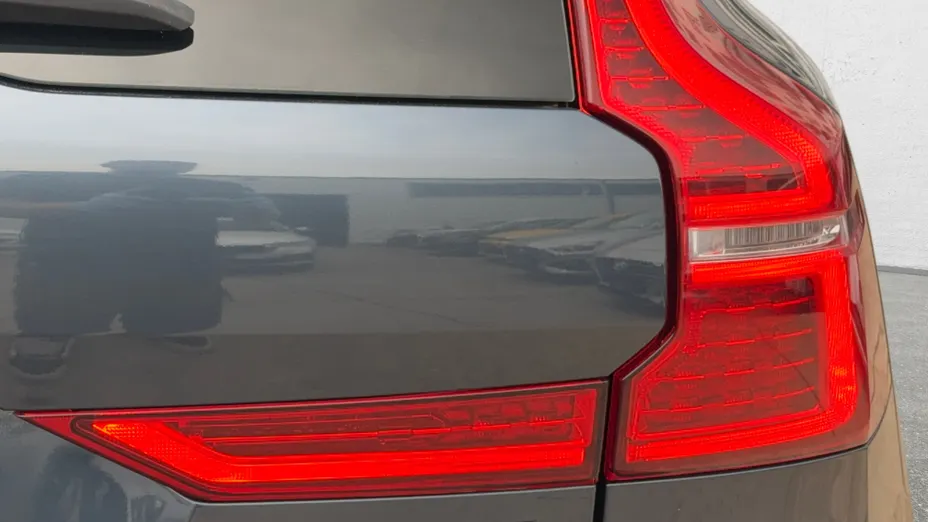 VOLVO XC60 XC60 B4 D AWD Core aut