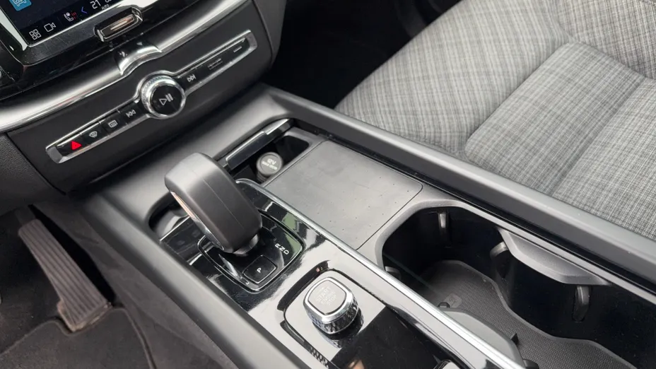 VOLVO XC60 XC60 B4 D AWD Core aut