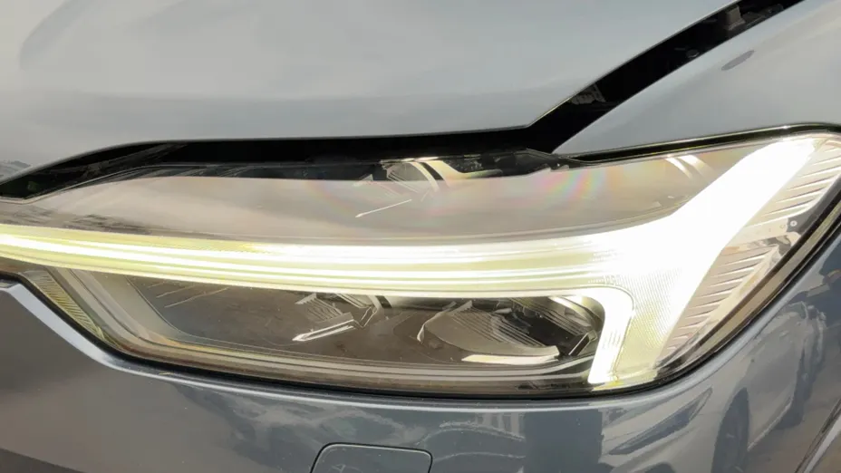 VOLVO XC60 XC60 B4 D AWD Core aut