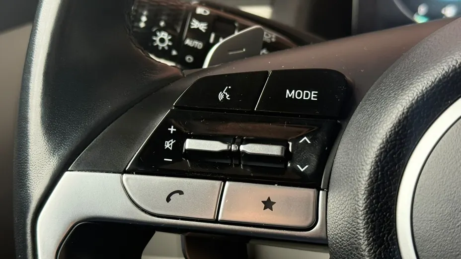 HYUNDAI Tucson Tucson 1.6 T-GDi HEV Smart 2WD