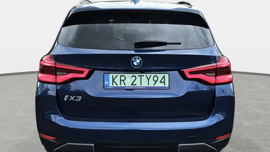 BMW iX3 iX3