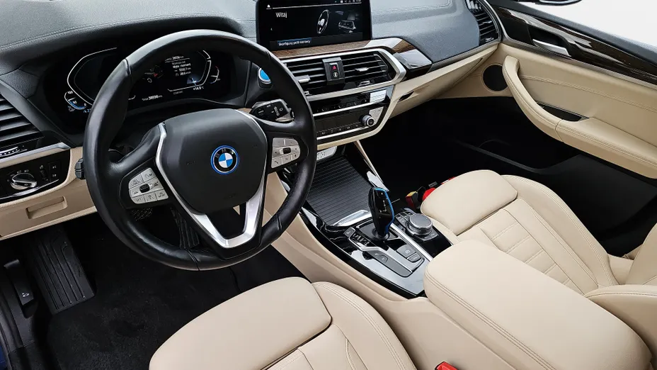 BMW iX3 iX3