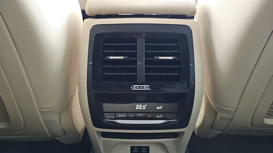 BMW iX3 iX3